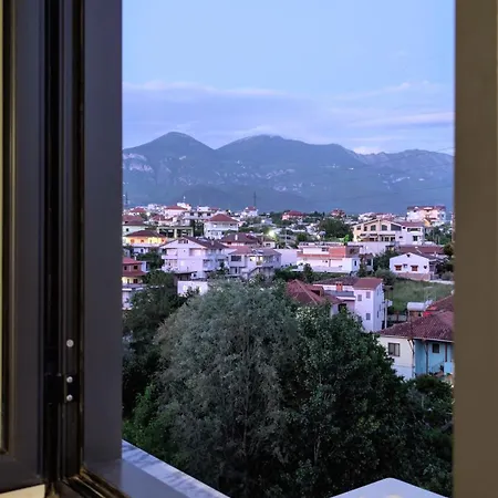 Cozy With Free Parking And Mountain View Appartement *