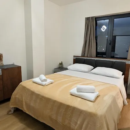 Appartement Cozy With Free Parking And Mountain View *