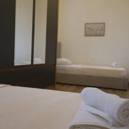 Cozy With Free Parking And Mountain View *